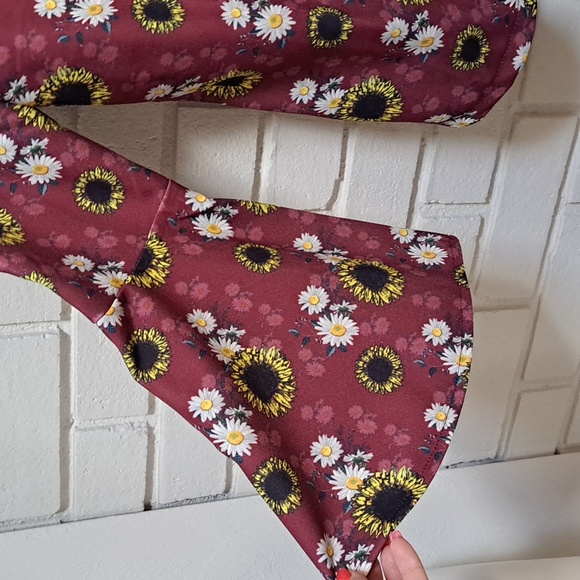 L&B Bergandy Sunflower/Daisy Bell Sleeve Cardigan Jacket. Size Large NWOT - Picture 4 of 11